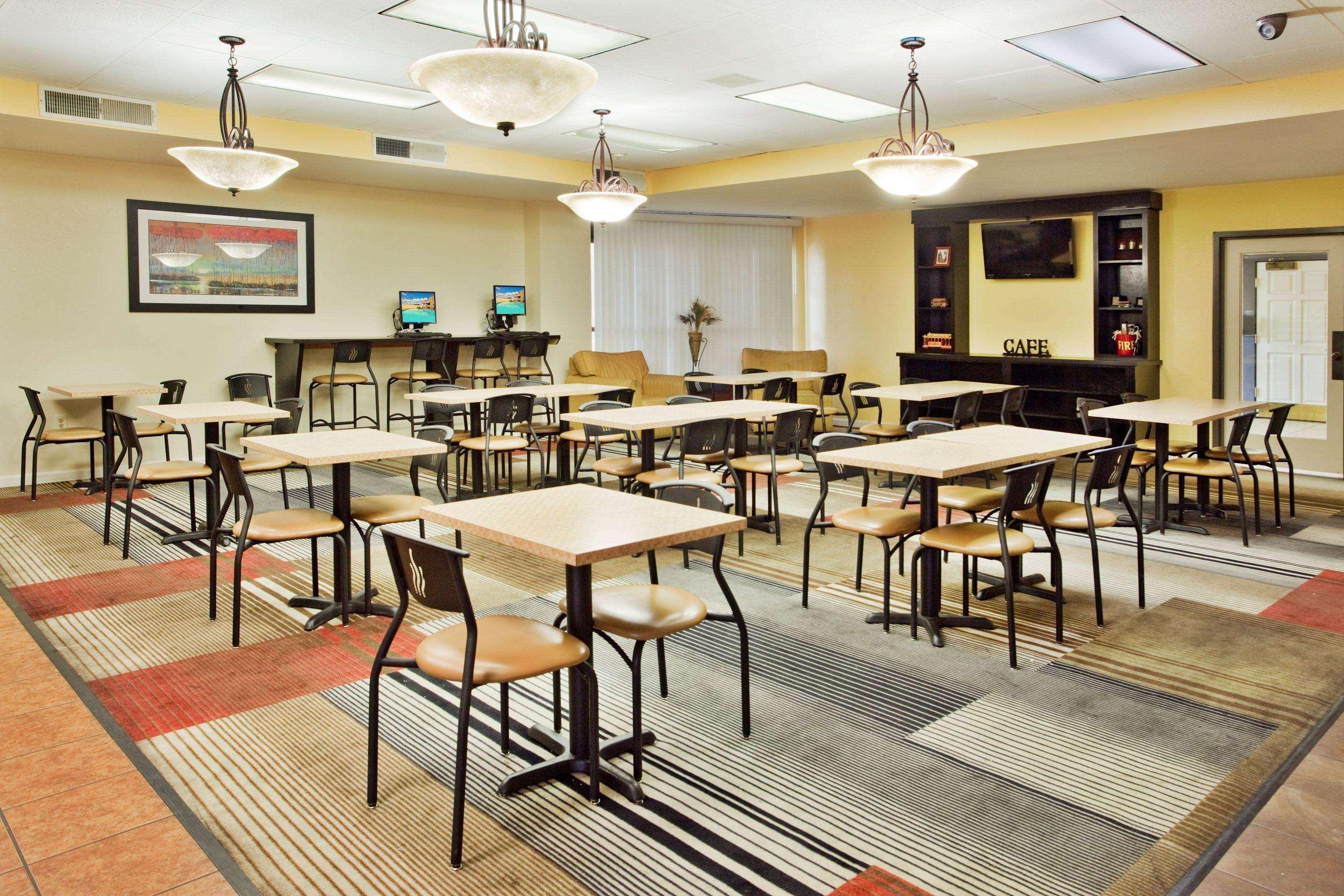 La Quinta By Wyndham Memphis Airport Graceland Екстериор снимка