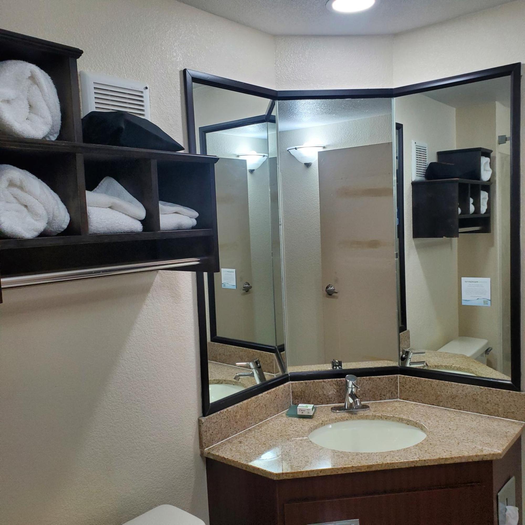 La Quinta By Wyndham Memphis Airport Graceland Екстериор снимка